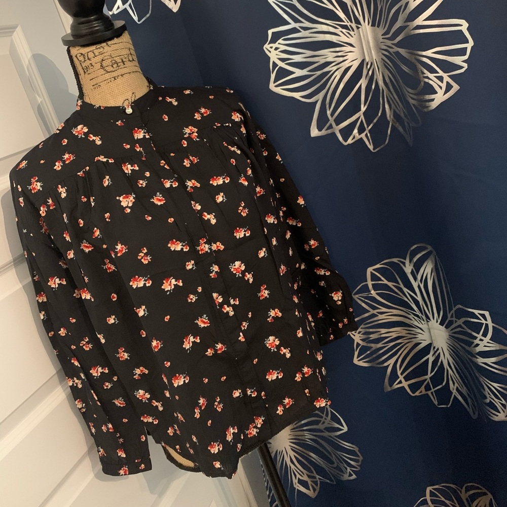NWOT Oversized vintage black floral print stand-up collar shirt